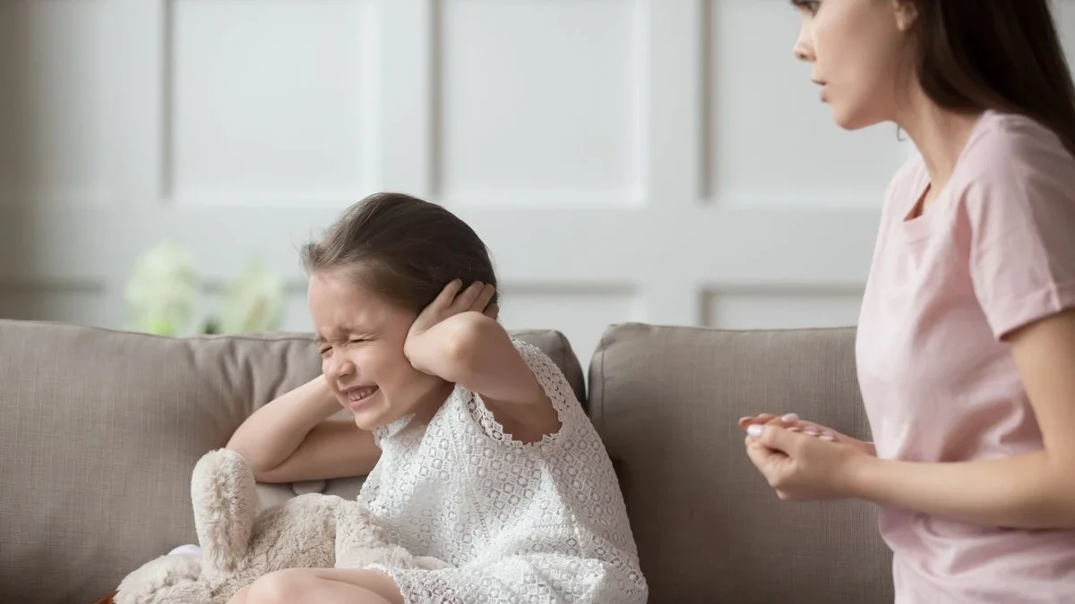 Το παιδί μου δεν με ακούει: 5 λόγοι που εξηγούν τη συμπεριφορά του